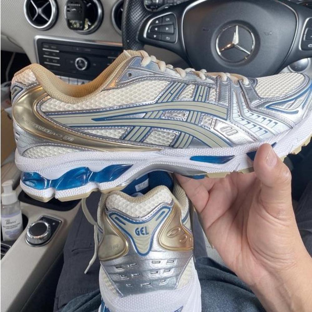 ASICS Gel Kayano 14 Running Shoes